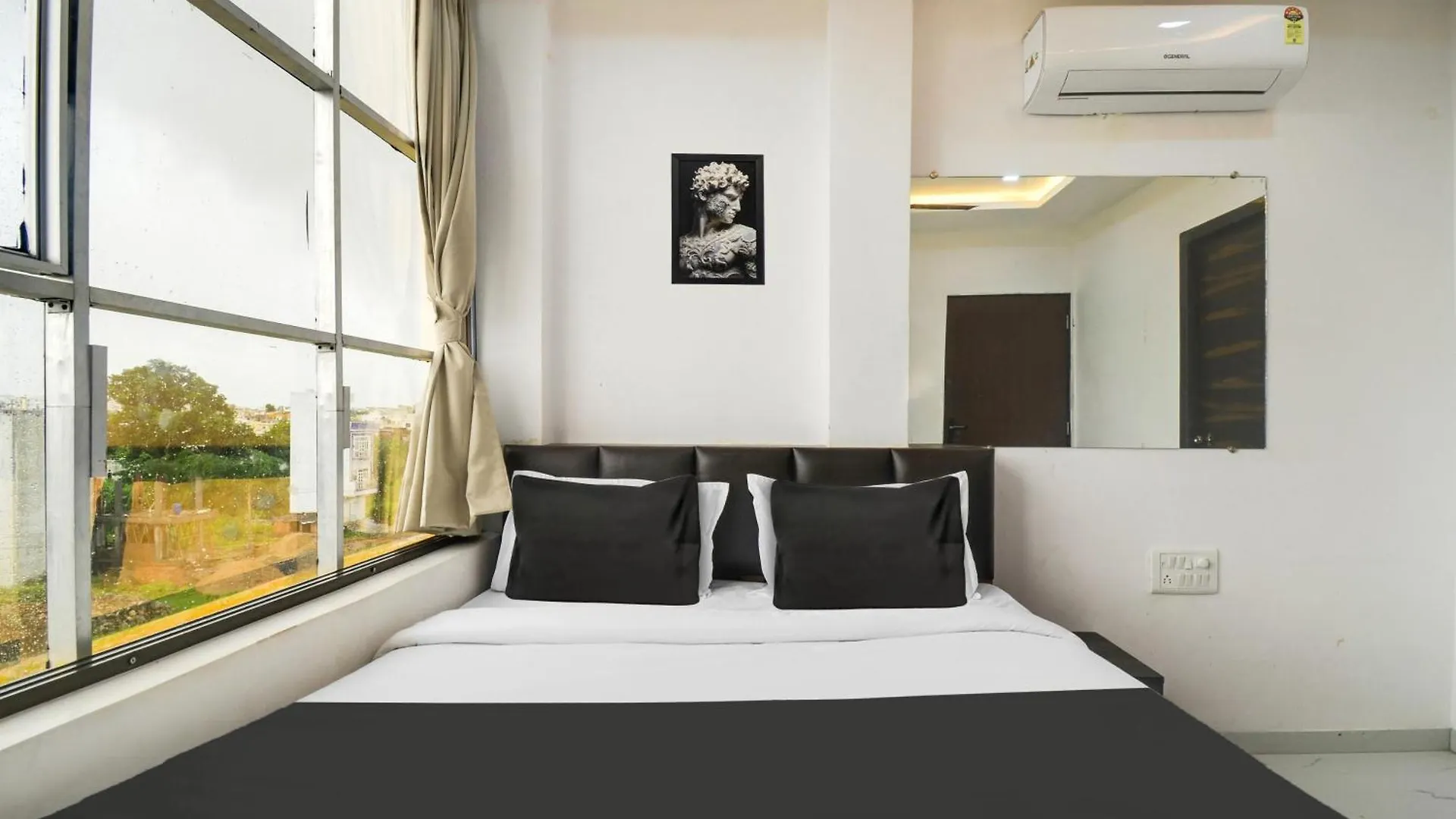 Hotel O Casa Gold Udajpur 3*,